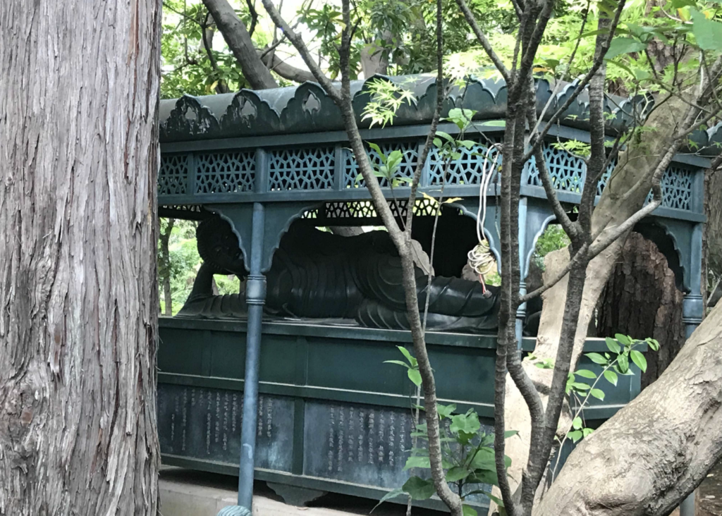 常行院大正寺のお釈迦様：調布市のひとり旅・散歩におすすめの観光＆食べ歩きスポット